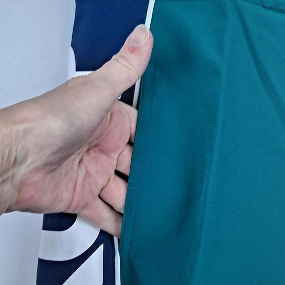 Oakley Mens Board Shorts NWT - Picture 7 of 11